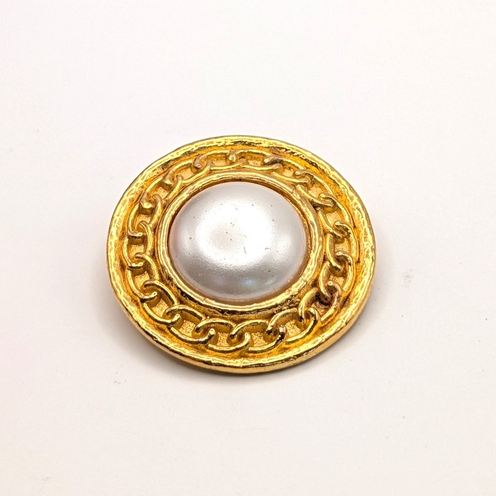 Vintage Gold Tone Faux Pearl Chain Link Shank Button 1 Inch
